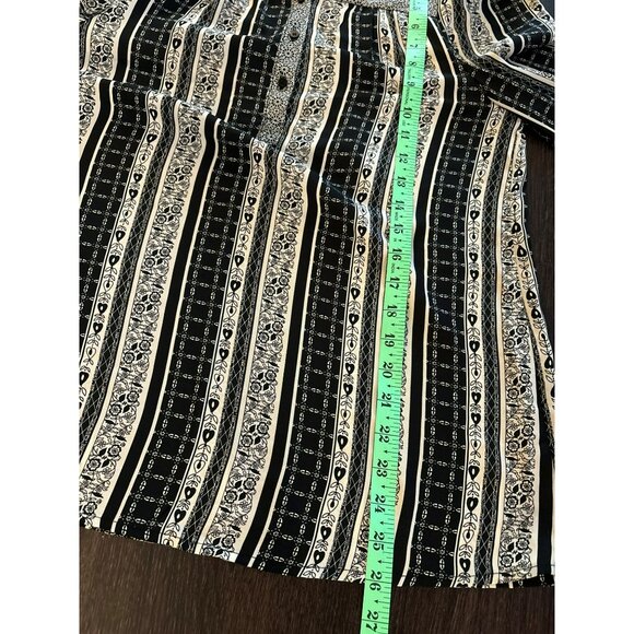 NWT Buckle Black Black & White Floral Long Sleeve Peasant Blouse Size XS - Picture 6 of 8
